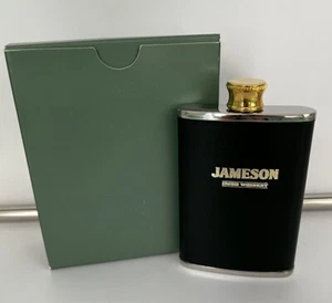 Frasco vintage Jameson 3 oz acero inoxidable y cuero verde en caja de regalo nuevo de lote antiguo ojd24 - Imagen 1 de 5