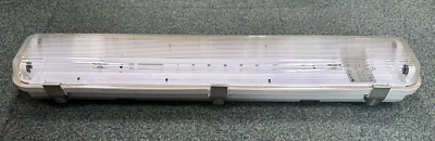 Twin T5 2x 14W 550mm IP65 Non Corrosive Fluorescent Waterproof Outdoor Batten - Image 1 of 4