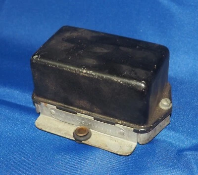 Regulador de voltaje Chrysler Desoto Dodge Plymouth 4503A genuino OEM con garantía Foto 1 de 4