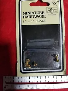 Miniatura para casa de muñecas escala 1:12 ~ perillas - Juego de 6 de latón nuevo en paquete #57 - Imagen 1 de 2
