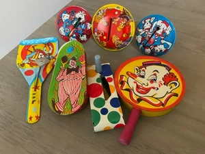 Vintage Tin Toy Litho Noise Makers, Lot of 7, USA, Kirchhof, - Picture 1 of 7