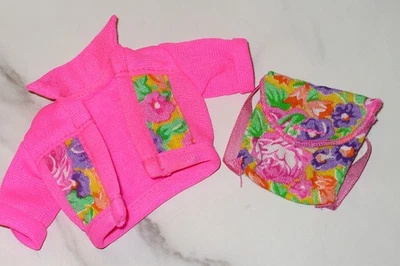 Ropa para muñeca Barbie Mattel ~ STACIE ~ 1991 chaqueta y bolso floral rosa ~ COMPARTIR Foto 1 de 4