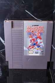 Blades of Steel Nintendo Entertainment System 1988 NES Authentic cartridge