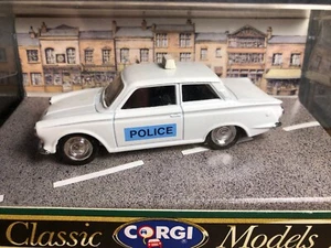 Corgi Classic Models | D708 | Ford Cortina Saloon | Police | 1989 - Picture 1 of 8
