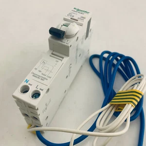 SCHNEIDER A9D11810 iC60H - earth leakage circuit breaker  1P+N C curve 10A - Picture 1 of 2