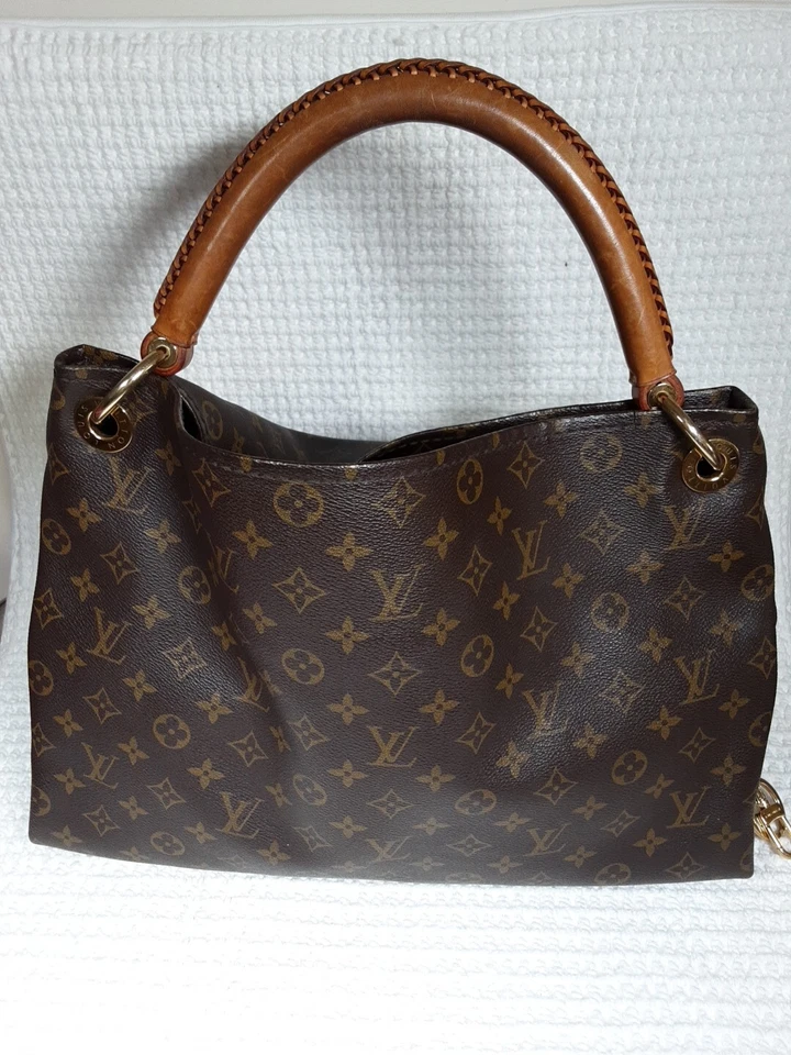 Bolso de Mano Louis Vuitton Extra Grande Artístico Marrón L V Foto 1 de 4