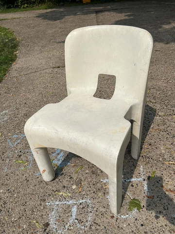 Joe Colombo Universale Plastic Chair Kartell "White Italy Vintage Beylarian Cover