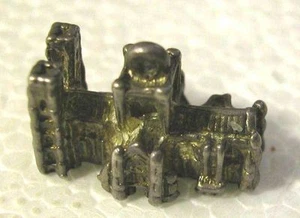 A FINE ANTIQUE STERLING SILVER CHARM IN A SHAPE OF YORK MINSTER  - Picture 1 of 5