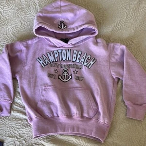 Girls Hampton Beach NH Hooded Sweatshirt. Size Small  - Picture 1 of 5