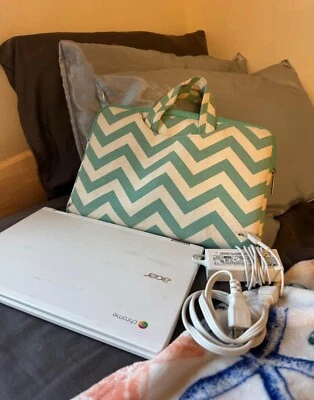 Acer Chromebook CB3 Foto 1 de 4