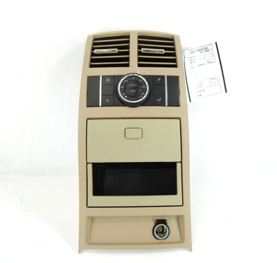 2010-2012 Mercedes-Benz GL350 Rear Climate Temperature Control W/ Vents OEM - Image 1 of 4