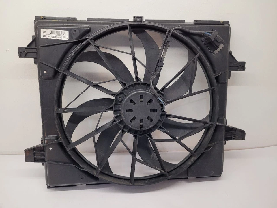 2011 - 2021 DODGE DURANGO Radiator Fan Motor Fan Assembly  Foto 1 de 4