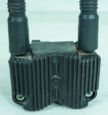 07 Harley Electra Glide Touring OEM Ignition Coil Spark Plugs Cable Bracket 1399 - Image 1 of 4