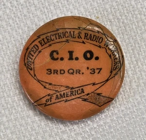 Vintage 1937 United Electrical Radio Workers CIO Pin Badge Labor Union USA - Picture 1 of 6