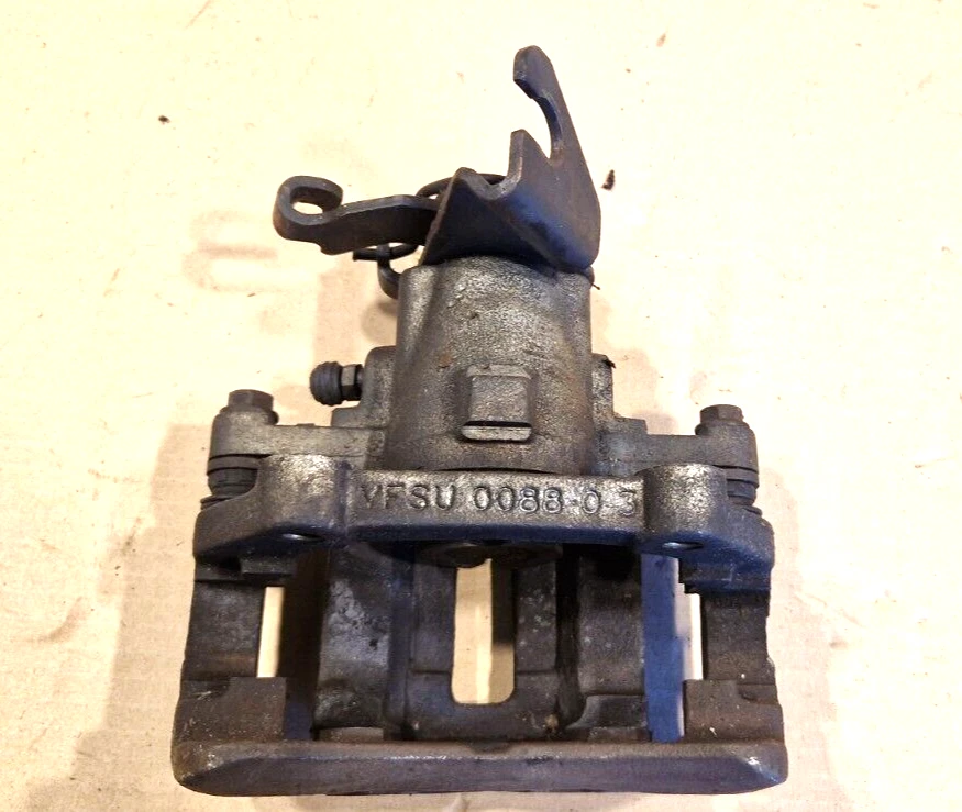 2005-2009 FORD MUSTANG ПЕРЕДНИЙ ЛЕВЫЙ ВОДИТЕЛЬ БОКОВОЙ ТОРМОЗ СУППОРТ VFSU-0088 - Изображение 1 из 4