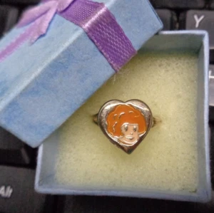 1982 copyright Trib Co Columbia Pictures LITTLE ORPHAN ANNIE Adjustable Ring - Picture 1 of 4