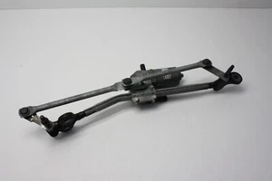 2007 -2013 BMW X5 E70 WINDSHIELD WIPER TRANSMISSION LINKAGE MOTOR W/ MOTOR OEM - Picture 1 of 8