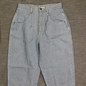 VTG Brittania Jeans Womens 30 Blue White Striped Pleated Relaxed Taper High Rise - Picture 1 of 13
