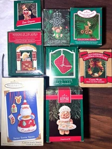 8 Vintage Hallmark Keepsake Ornaments LOT - Christmas- Country Kitsch & Cookies - Picture 1 of 2