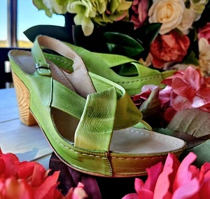BOSTON BELLE Vibrant Lime Green Leather Slingback Heels 41 / 9.5 - Picture 1 of 14