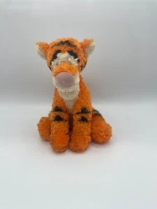 Vintage Shaggy Tigger Plüsch Fuzzy Disneyland Walt Disney World Tiger 9 Zoll sitzend - Bild 1 von 9