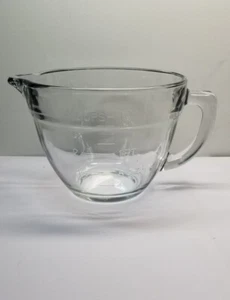 The Pampered Chef 4 Cup 1 Qt. Glass Measuring Cup Batter Bowl  No Lid - Picture 1 of 11