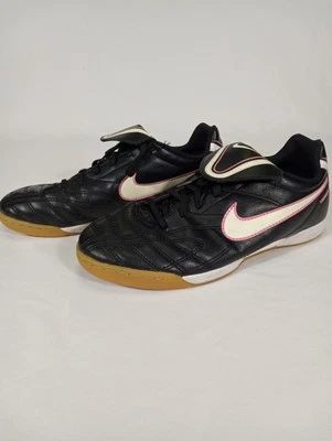 Nike Black & White Leather Tiempo Natural IC Indoor Soccer Shoes Youth Size 4.5 - Image 1 of 4