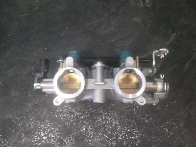 Conjunto completo de carrocería del acelerador Yamaha 15-18 # 1WS-13750-00-00 FZ07 MT07 XSR700 Foto 1 de 4