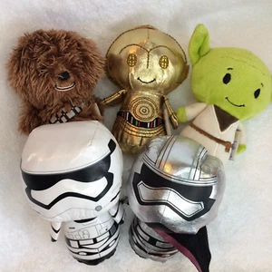 Hallmark Itty Bittys X5 Star Wars: Storm Trooper, Phasma, Chewbacca, Yoda, C-3PO - Picture 1 of 4