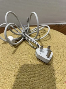 UK POWER ADAPTER EXTENSION CABLE 1.8M/6FT FOR MACBOOK APPLE CHARGERS IT TRAVEL - Picture 1 of 3