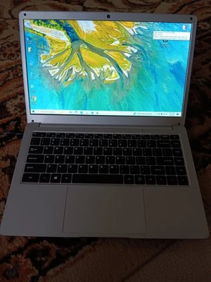 2024 5 cores Intel Chip set 14-inch Silver Notebook Laptop win10 home - Image 1 of 2