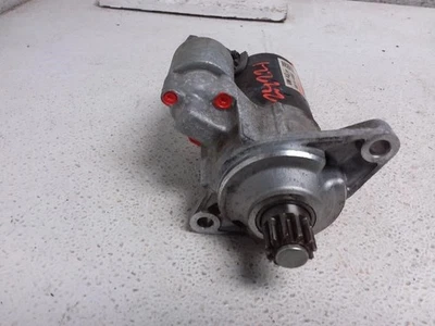 Audi TT 2018 2,0 L arranque 12 voltios OEM ID 02E911023S Foto 1 de 4