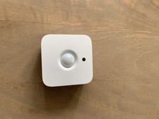 Philips Hue Smart Motion Sensor - White (929001260761)