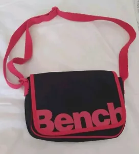 BENCH Shoulder Bag - Picture 1 of 7