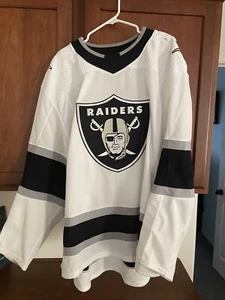 Rare Adidas Las Vegas Raiders Golden Knights Hockey Jersey NWT Size 60 - Picture 1 of 11
