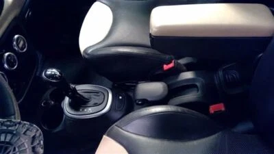 Consola Central con Apoyabrazos Piso Negro 4 Puertas Modelo L Se Adapta 14-17 FIAT 500 89818 Foto 1 de 4