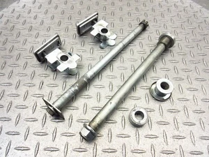 99-02 Suzuki SV650S 650 SV650 2001 OEM ejes delanteros traseros pernos de rueda lote - Imagen 1 de 9