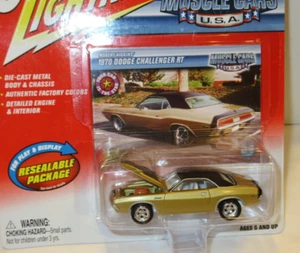 JOHNNY WHITE LIGHTNING MUSCLE CARS ~1970 DODGE CHALLENGER RT~ MOC ~ - Picture 1 of 8