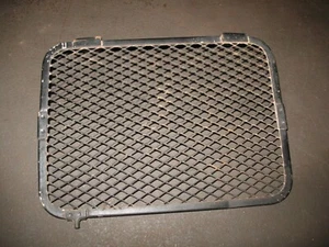 1986 KL600 RIGHT RADIATOR SCREEN GUARD KAWASAKI KL KLR 600 1984-1986 14037-1057 - Picture 1 of 4