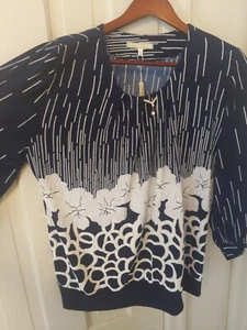 womens blouse (plus size) - Picture 1 of 6
