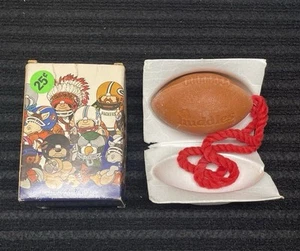 Vintage Avon NFL Huddles 1984 Soap on a Rope No Trading Cards Football Ornament - Bild 1 von 5