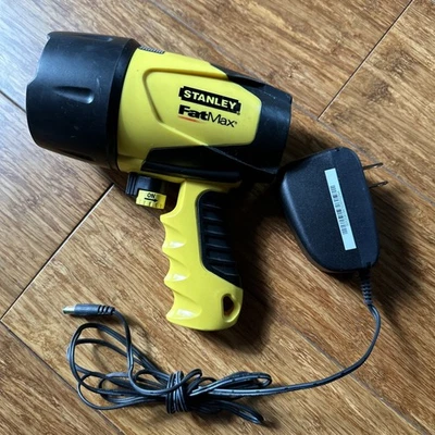 STANLEY FATMAX FL5W10 Waterproof LED Rechargeable Spotlight Used. - Image 1 of 4