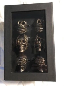 6~Rachel Zoe SKULL napkin rings See, Hear, Speak No Evil Gold Metal NEW IN BOX - Picture 1 of 3