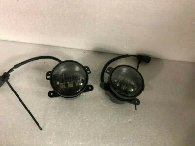 2016-2017 Jeep Wrangler светодиодные противотуманные фары слева / справа 68289695AA комплект оригинальный - Изображение 1 из 4