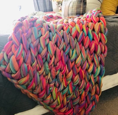 Manta tejida gruesa arco iris nueva con etiquetas hecha a mano 48”x60” manta de lana merino con peso Foto 1 de 4