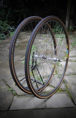 Campagnolo Nuovo Record High Flange Hub 1035 / Mavic Open 4 / Clincher Rim Wheel - Bild 1 von 4