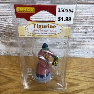 Vintage Lemax 2005 Figurine “Lighting The Way” NEW OLD STOCK - Picture 1 of 4