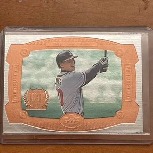 Chipper Jones 1998 UD DECADE DOMINATORS MAKELLOSE WAHRNEHMUNG Karte #112 - Bild 1 von 2