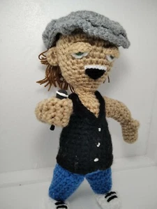 Brian Jonhson ACDC amigurumi 28 cm de altura hecho a mano - Imagen 1 de 5