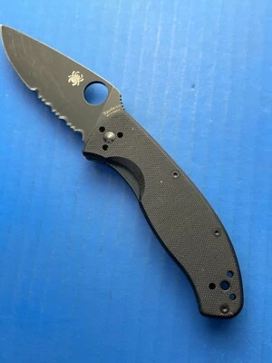 Spyderco Tenacious Black Folding Pocket Knife Combination Edge C122GBBKPS - Image 1 of 4